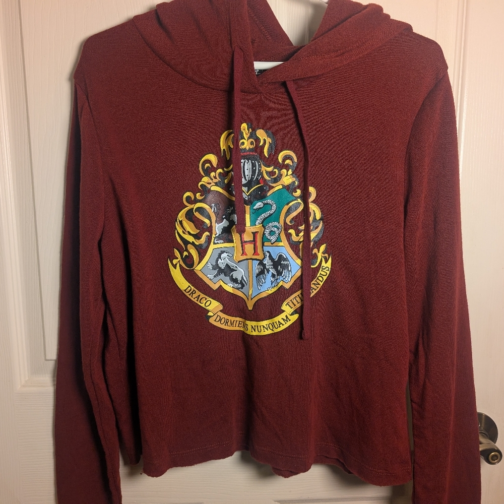Harry Potter Hogwarts Crest Hoodie Womens Large Maroon Fleece Light Sweatshirt